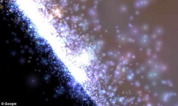令人眼花缭乱的银河系盘面结构，科学家认为银河系中大约存在4000亿炙热的恒星，它们呈现出蓝色的光芒