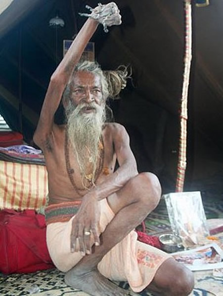 ӡ��������Amar Bharati����һ�پ���40��