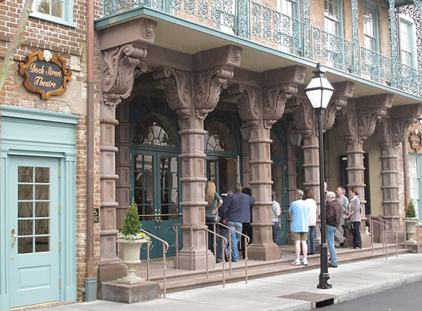 美国网站发布《凶宅调查报告》:几座极具人气的“鬼屋”