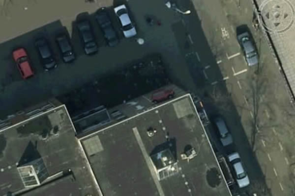 谷歌地图近日发布了一组令人瞠目的卫星图像 