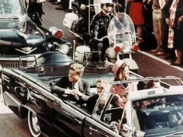 美国前总统肯尼迪遇刺前曾去信CIA要求查看外星人UFO的绝密档案