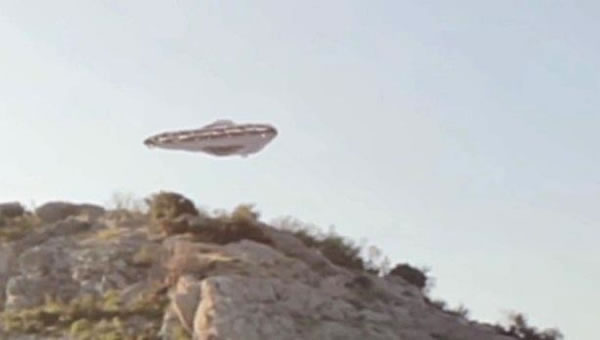 �����ķ�����������ת�ţ��ɼ��ײ��ƺ�������