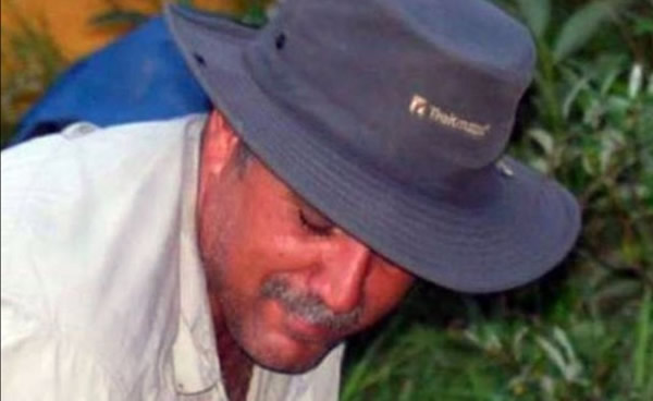 加拿大探险家野营遭野熊攻击,为求生吃爱犬保命