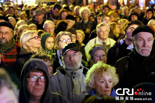 德国纪念纳粹屠杀犹太人75周年