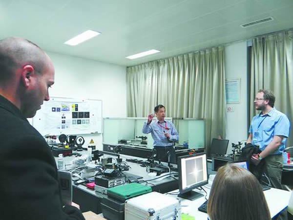 �Ĵ����ǿ�����Ա����������Ȥ�عۿ��п�Ժ��������̨�Ͼ����Ĺ�ѧ�����о�����Զ���з�ʵ���ҡ�