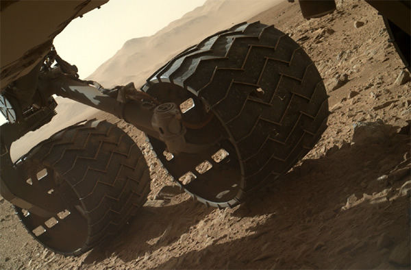 Curiosity Back to Dominating Mars After Hiccup