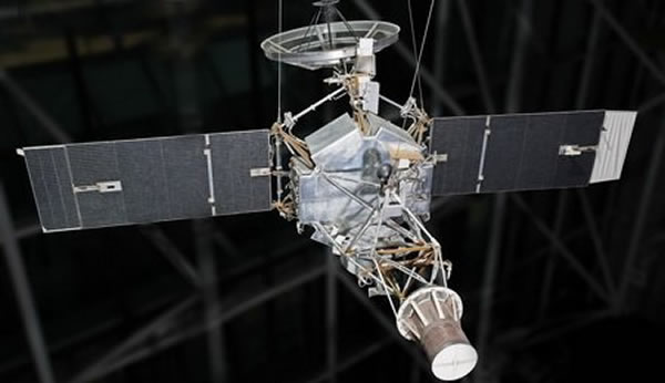 水手2号在1963年2月14日成功飞掠金星,成为人类首个飞掠太阳系其它行星的航天器。