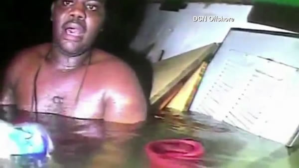 潜水员发现了幸存者哈里森·奥肯尼