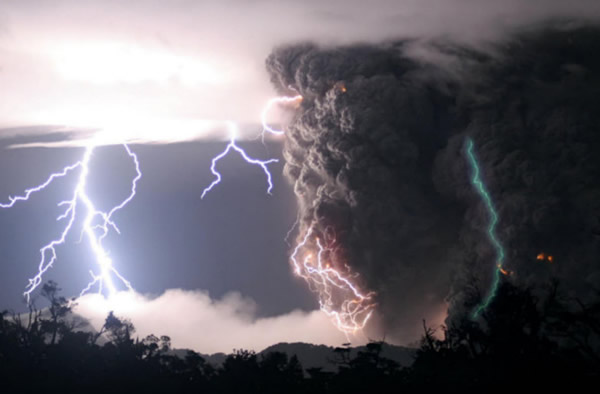 Green Lightning Revealed in Volcanic Eruption