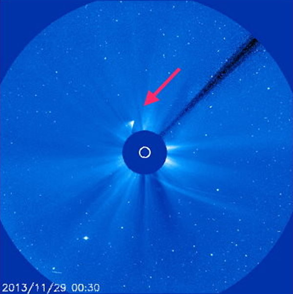 SOHO卫星C3日冕仪艾桑彗星过近日点动态影像