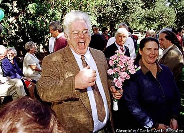 1998年,Robert Laughlin在自己获得诺贝尔奖的庆祝仪式上