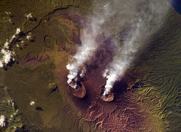 �Ա�ڹ��ʿռ�վ���㵽�ĵ���������