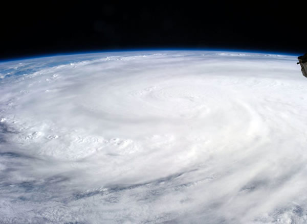 �Ա�ڹ��ʿռ�վ���㵽�ĵ���������