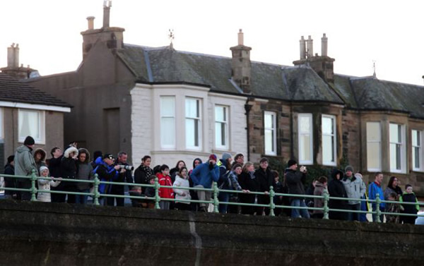 Ӣ�����������б��庣̲�����������Ĩ�㾨ʬ��