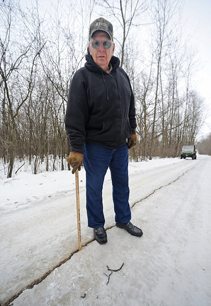美国威斯康星州丰迪拉克市发生“冰震”