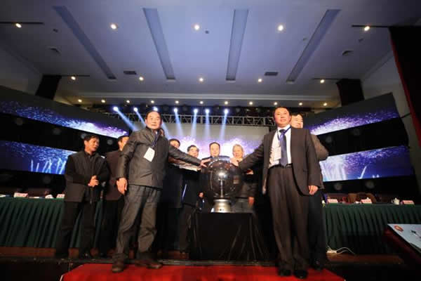 18����19�գ����й�����ʷѧ�ᡢ�Ĵ�ʡ��ʷѧ�ᡢ������������������ġ����������л�������Դ���ֻᡱ���Ĵ��������ٿ������ֻ��ϣ����������ܲ߻�����ʤ���ܱ�׫����