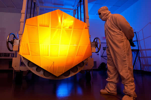 Τ����Զ���޴�ľ���ṹ��һ������