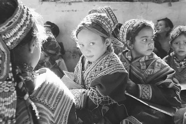 居住在今天巴基斯坦兴都库什山脉地区的Kalash人所携带的基因可能起源于欧洲。