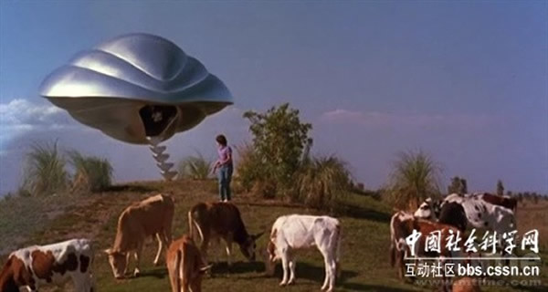 UFO还被指责肢解动物——马、山羊、奶牛、鹿和其他生物发现被放光了血并且被切除了内脏。