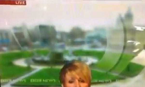 Ӣ��BBCŮ������������ʱͻȻ���³�����ʧ��������