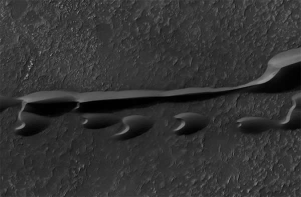 ����һ�ֵ��͵�Һ������������ɳ��