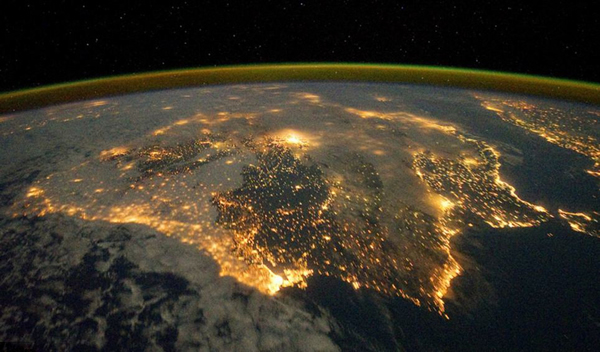 ���ʿռ�վ�Ա�����������ʵ���ҹ��