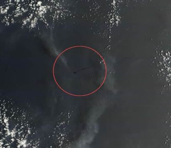 NASA卫星在马航失联附近海域拍到“神秘黑带”