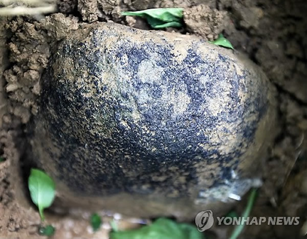 韩国各地都有目击者称看到陨石坠落 韩国天文研究院指出不是陨石