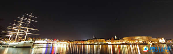 �����Ľ�������������Ա����Ϊ��ӭ������ķɻ�