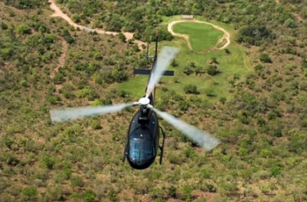 �ϷǸ߶����򳡰�����Ԫ����һ���붴��