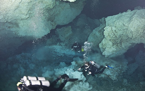 ӢˮӰʦ¸Ǳīȿ̹뵺ġѨ