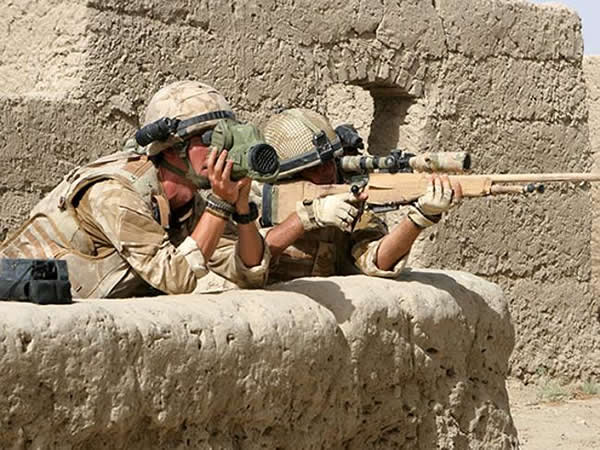 Ӣ���ѻ���850�����������������ը���ϵĿ�����6����װ���ӵ�������