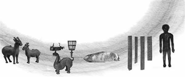 从左至右为石鼓山墓地出土的牺尊、文峰塔东周墓地出土的铜灯、纪王崮春秋墓葬出土的玉戈、兔子山遗址出土的西汉初年文书档案、老官山汉墓出土的人体经穴漆俑。