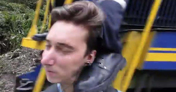 ����һ�����ڼ��ۻ�ǰ���ı��г�����һ���߿�