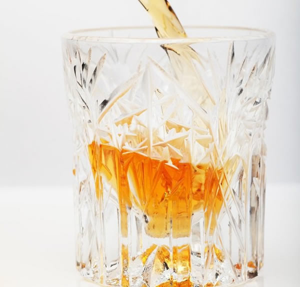 为什么酗酒会损伤肌肉力量