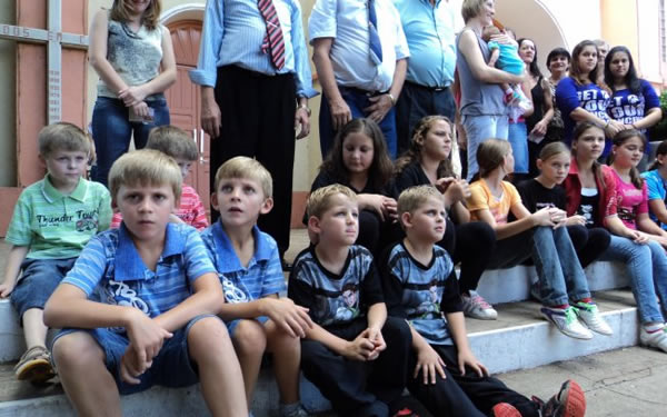 ��ѧ��ͻ���Է����Ʒ�������˫��̥�����ɴ�ƻ��йص�˵��