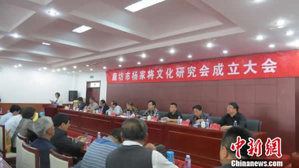 25�����磬�ӱ�ʡ�ȷ�����ҽ��Ļ��о����ڴ˼���ʽ����,ͼΪ������ʽ�ֳ���