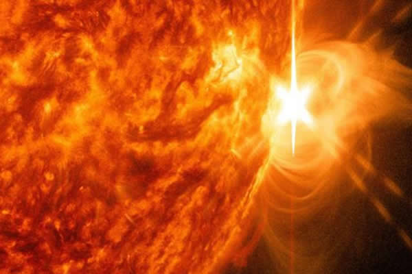 太阳爆发最高级别X1.4级耀斑