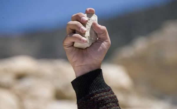 ����կ���ӱ�ָ������ɱ�� ��600��������ʯͷ����