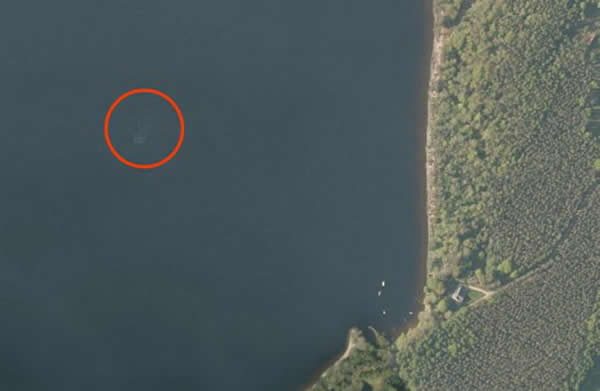 苹果地图卫星拍摄到的尼斯湖水怪