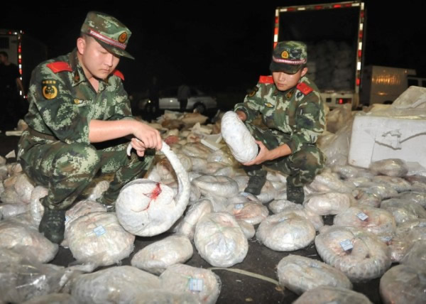 �߷���Ա��ʵ�ɻ�ļ�����ɽ������