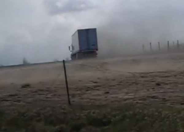 ��������˹��һ�������ڸ��ٹ�·����ǿ���ձ�����