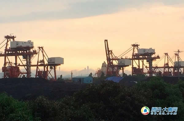 �㶫��ݸ���ֺ�����¥ �������ݡ�С������