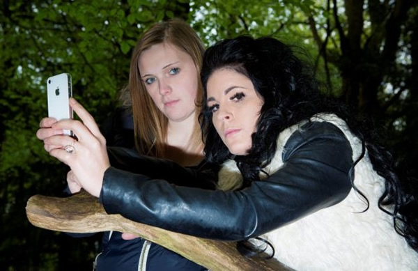 ˹��(��)��Ǯũ(��)¶Ӫʱ��������������Ƭ