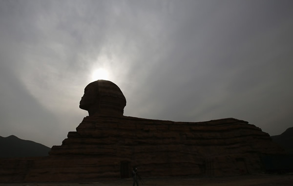 埃及向联合国教科文组织投诉中国“山寨版”狮身人面像