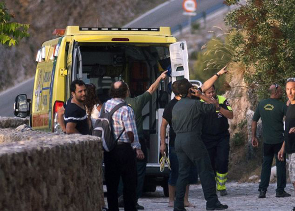 西班牙著名厨师在国际航空节低空跳伞出意外坠亡