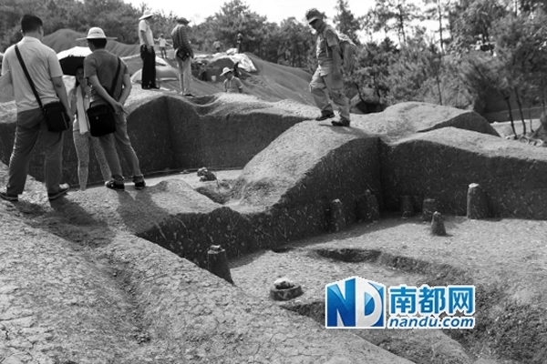 郁南磨刀山发掘现场