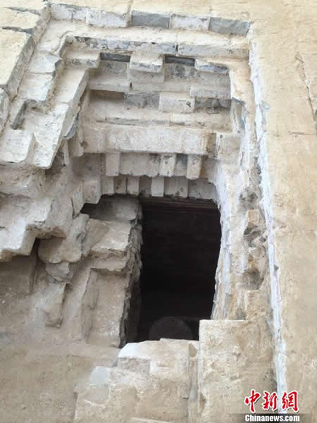 南宋洪起畏夫妇墓发现的盗洞