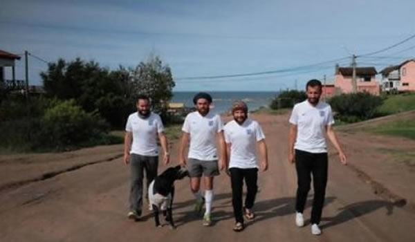 乌拉圭人借助世界杯找到已经丢失2个月的宠物狗