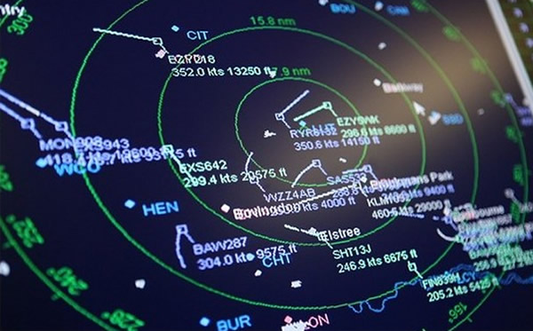 ŷ��13�ܷɻ�ͻȻ���״�����ʧ